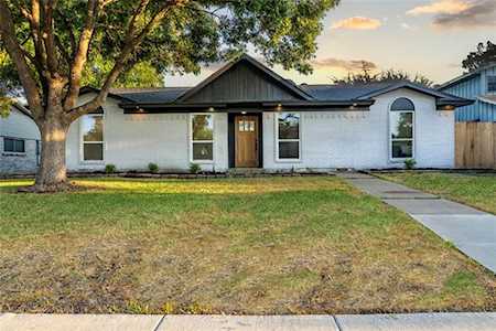 1737 Goliad Drive Garland, TX 75042