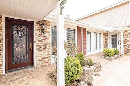 121 S Shore Dr Amarillo, TX 79118