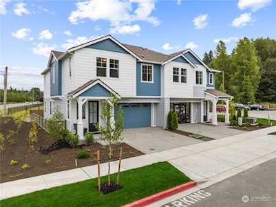 15308 142nd Ave SE #19 Renton, WA 98058