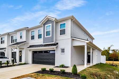 4230 Spyglass Dr Murfreesboro, TN 37127