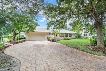 1317 NW 108th Ave Coral Springs, FL 33071