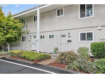 3533 SE Gladstone ST #26 Portland, OR 97202