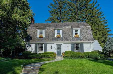 1823 Cloverleaf St Bethlehem, PA 18017