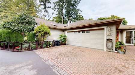 118 Aldersmith Pl #68 View Royal, BC V9A 7M9