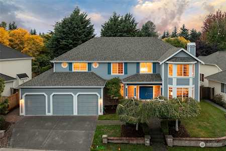 2515 Monroe Ct NE Renton, WA 98056