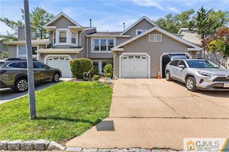 161 Stults Lane #161 East Brunswick, NJ 08816