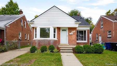 9919 Hemingway Redford Twp, MI 48239