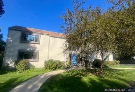 91 Riverview Rd East Lyme, CT 06357