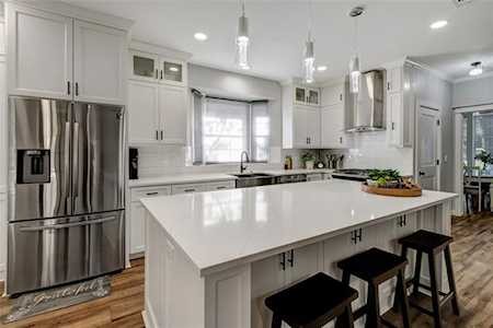 2710 Quail Ridge Court Highland Village, TX 75077