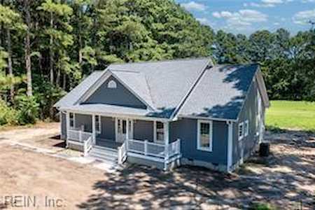 166 Blue Heron Rd Cobbs Creek, VA 23035