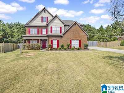 35 Ryan Circle Odenville, AL 35120
