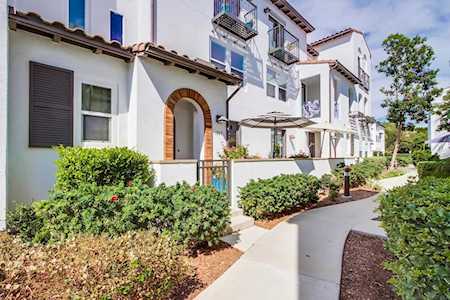 1843 Arroyo Willow Ln Carlsbad, CA 92011