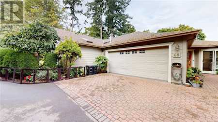 118 Aldersmith Place #68 View Royal, BC V9A7M9