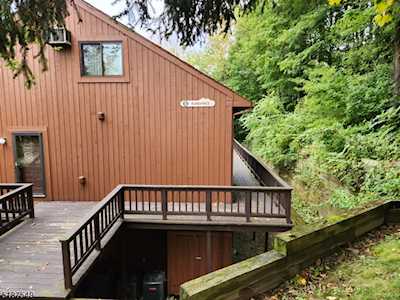 1 Sundance Ct Vernon Twp., NJ 07462