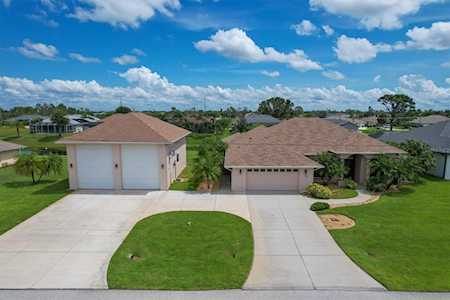 37 Medalist Ct Rotonda West, FL 33947