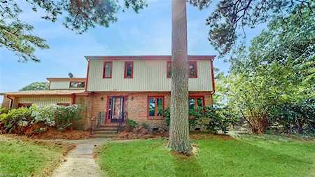 301 N Starfish Ct Hampton, VA 23669