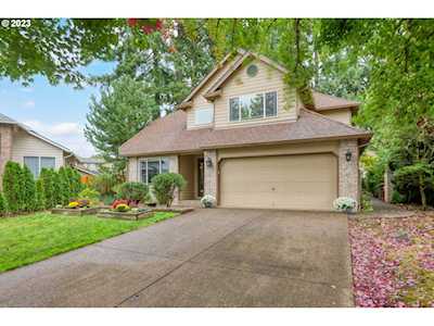 287 NE Kirra ST Hillsboro, OR 97124