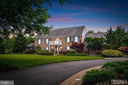3 Pollack Court Plainsboro, NJ 08512