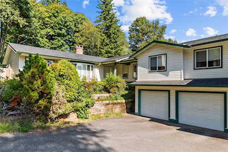 22065 River Road #B Maple Ridge, BC V2X 2C4