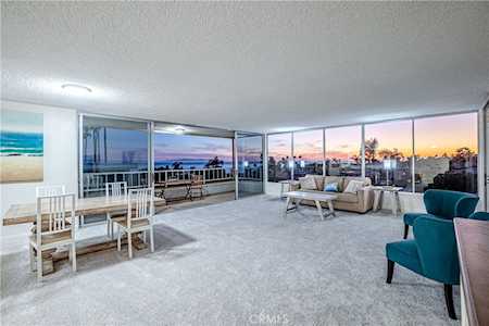 32700 Coastsite Dr #203 Rancho Palos Verdes, CA 90275
