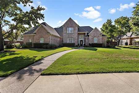 304 Blanco Circle Southlake, TX 76092
