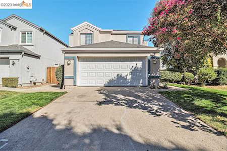 1495 Quail Valley Run Oakley, CA 94561