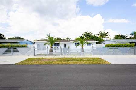 9115 SW 189th St Cutler Bay, FL 33157