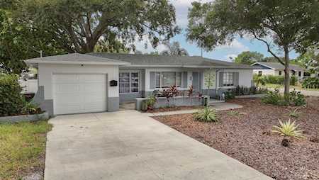 4566 24th Ave N St. Petersburg, FL 33713