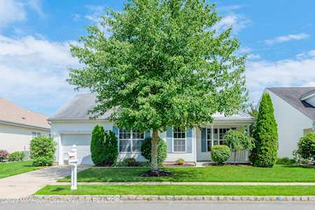 25 Pelican Ln Little Egg Harbor, NJ 08087