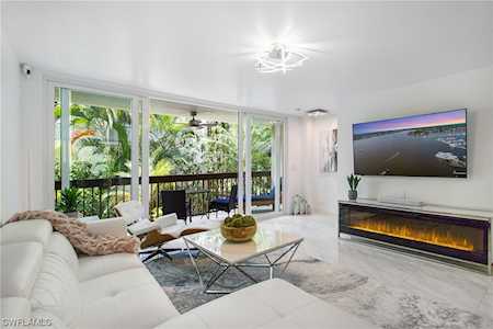 995 S 9th Ave #4 Naples, FL 34102