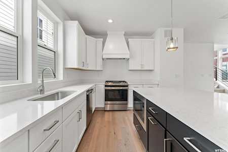 11278 S Bingham Rim Rd W South Jordan, UT 84009