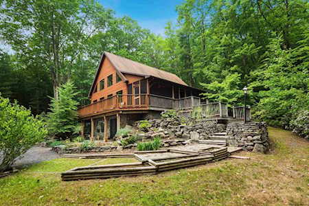 363 Upper Cherrytown Rd Kerhonkson, NY 12446