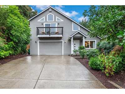 7410 SW 54th AVE Portland, OR 97219
