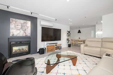 7680 Columbia Street #405 Vancouver, BC V5X 4S9