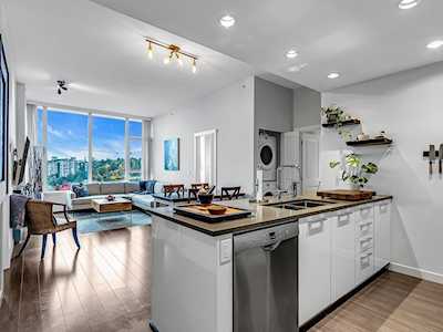 3281 E Kent Avenue North #1205 Vancouver, BC V5S 0C4