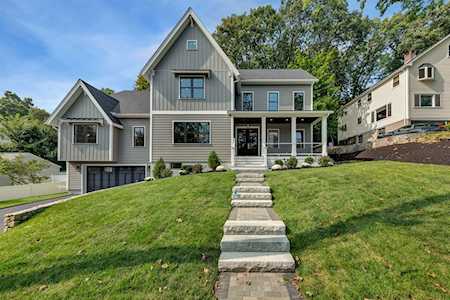 108 Arlington St Winchester, MA 01890