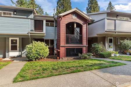 15615 Waynita Way NE #B106 Bothell, WA 98011