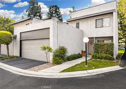 3008 E Via Taranto Anaheim, CA 92806
