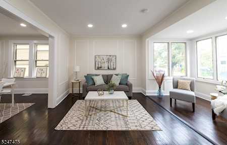 30 Hilton Ave Maplewood Twp., NJ 07040