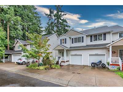 6640 NE Blacktail WAY Hillsboro, OR 97124