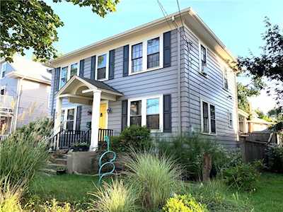 211 Rochambeau Ave Providence, RI 02906