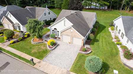79 Caldwell Terrace Marlboro, NJ 07746
