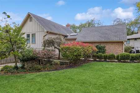 7407 W 101st Terrace Overland Park, KS 66212