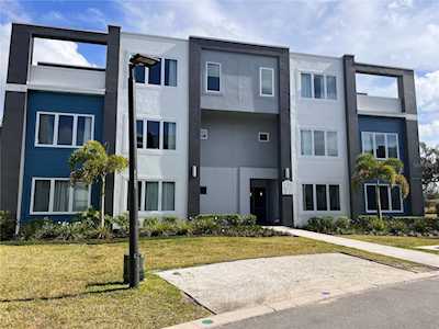 7740 Sandy Ridge Dr #207 Reunion, FL 34747