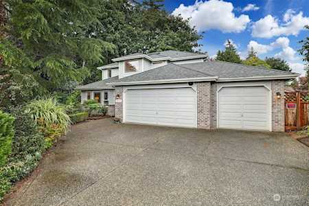 10413 SE 186th Place Renton, WA 98055