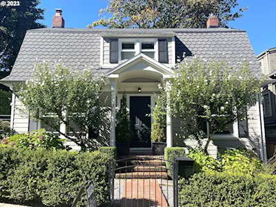 2315 SW 16th AVE Portland, OR 97201