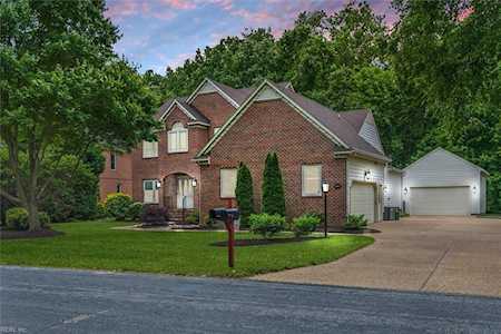 302 Coinjock Run Yorktown, VA 23693