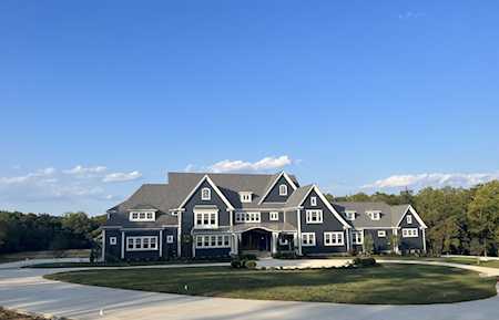 6876 Cross Keys Rd College Grove, TN 37046