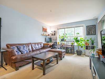 5665 Irmin Street #205 Burnaby, BC V5J 0C4