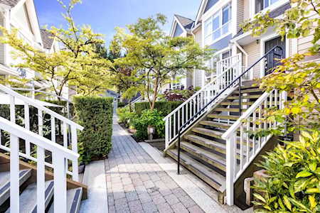 1027 Lynn Valley Road #5 North Vancouver, BC V7J 1Z6